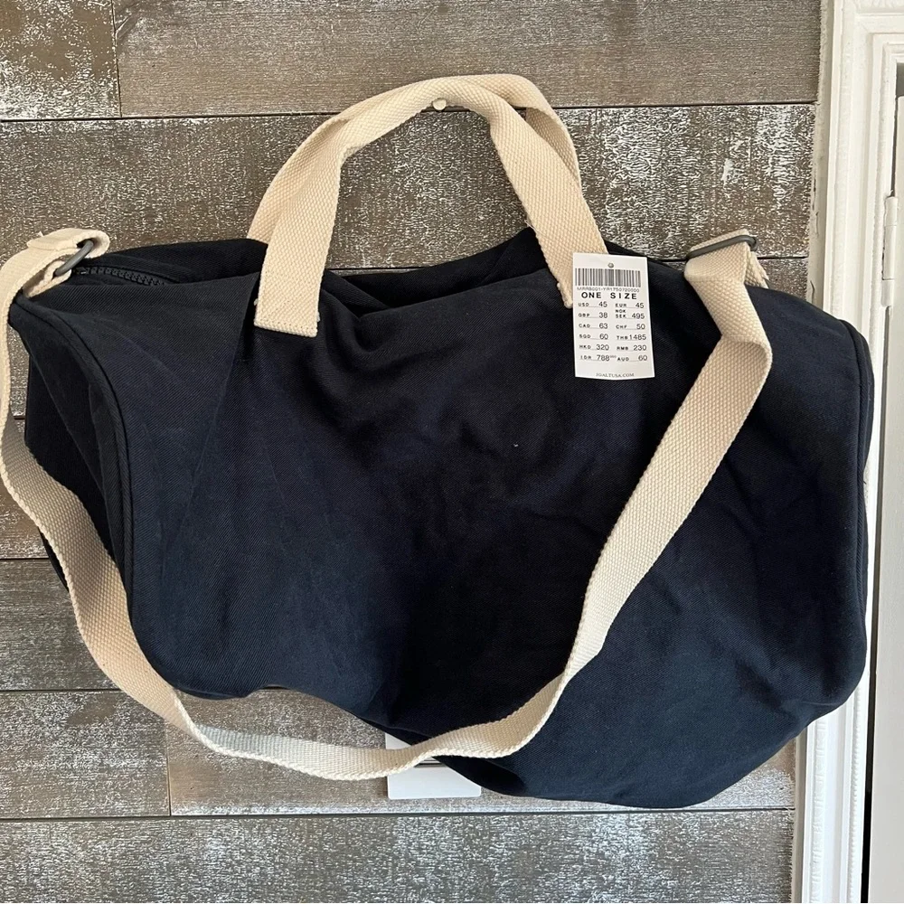 Brandy Melville | Bags | Brandy Melville Navy Blue Duffle  display picture 2